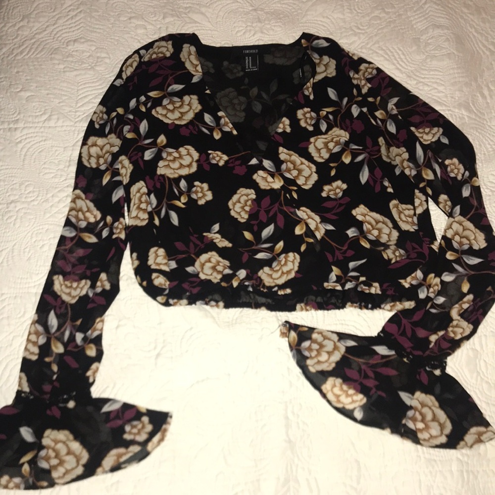 Forever 21 black crop top